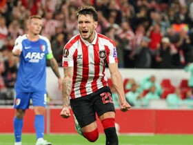 Sunderland 1-0 AZ: Le Fee penalty secures winning start to Europa League adventure
