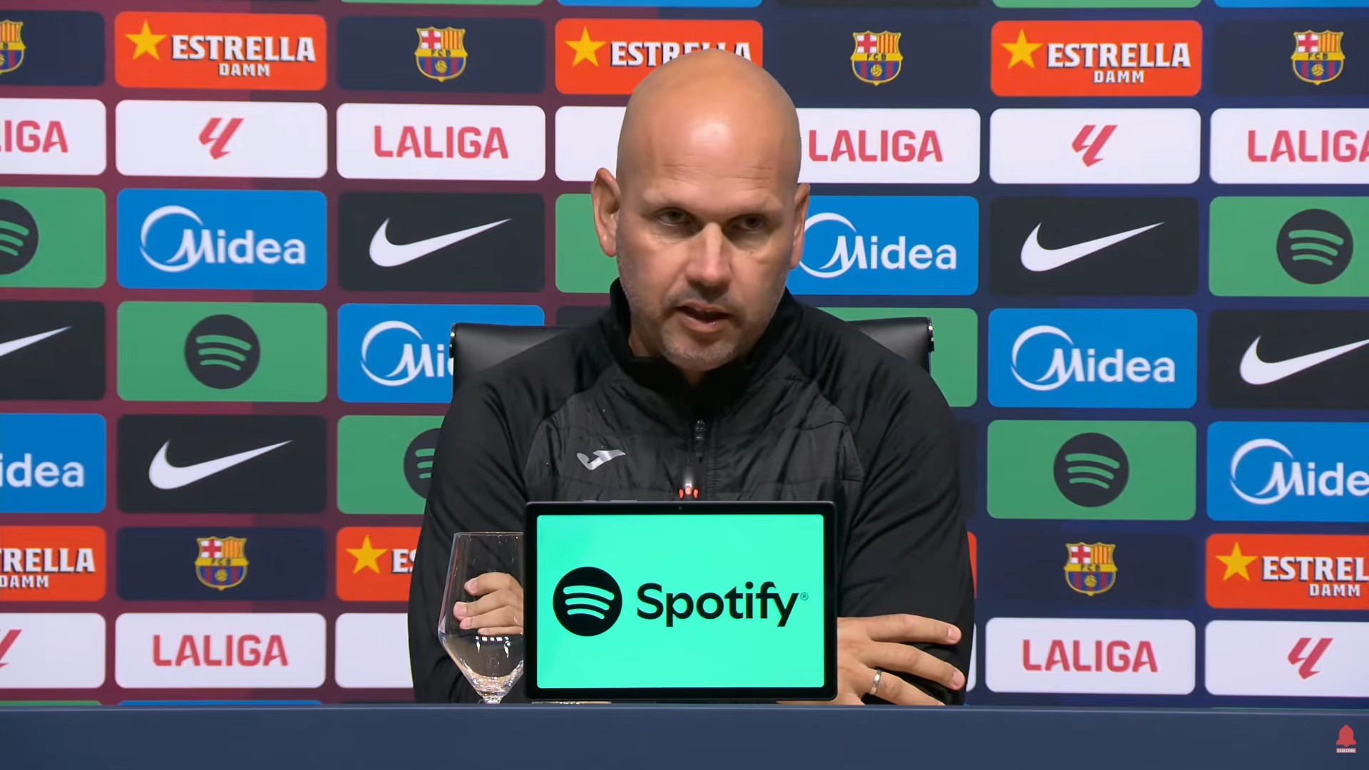 El entrenador de Racing Santander sobre la derrota 2-7: El Barcelona es difícil de detener ahora; asumo toda la responsabilidad