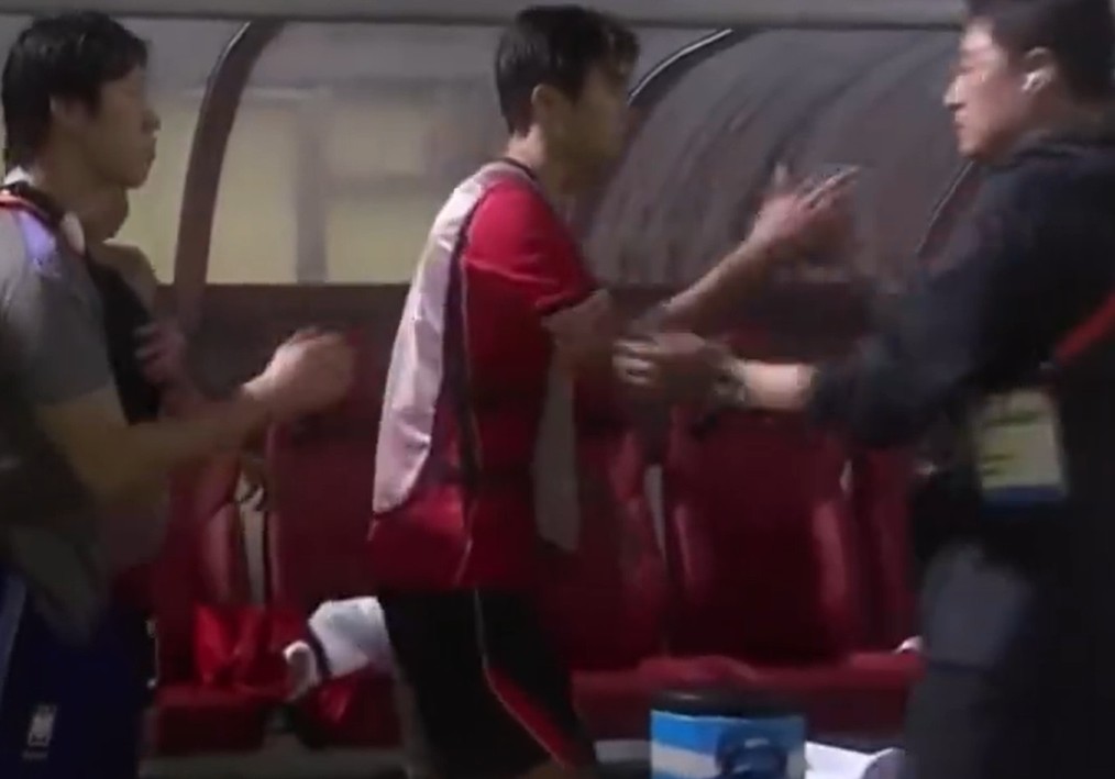 Korea Republic U23 und Qatar U23 nach Busfahrer-Irrtum 30 Minuten verspätet