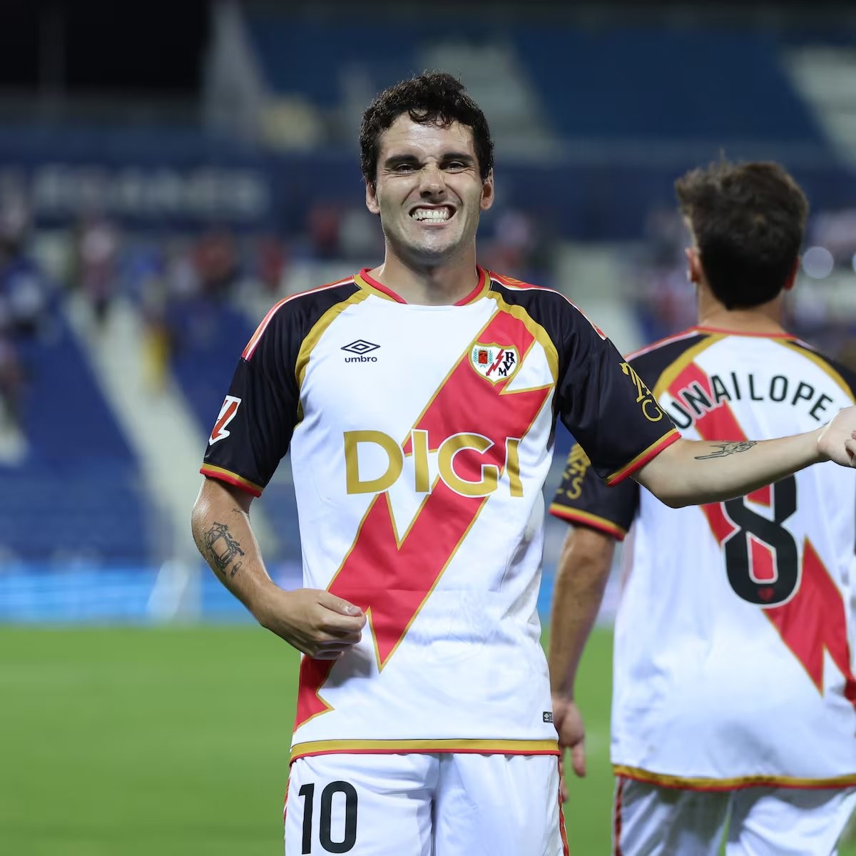 Camello, Roberto o Espí apuntan al 9 de España