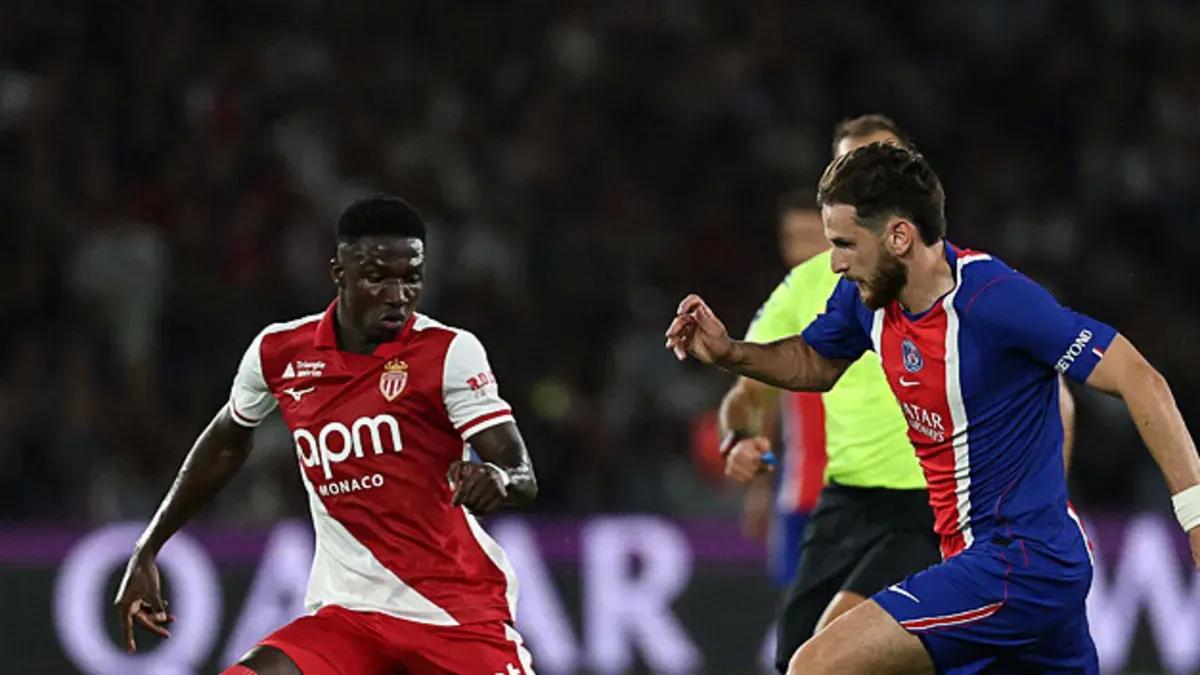 Media Turki: Fenerbahçe Minati Lamine Camara dalam Bursa Transfer Musim Dingin, Pemain Terbuka untuk Pergi