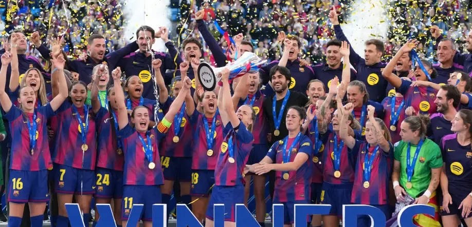 Mundo Deportivo: Barças Frauen erhalten iPhones, Übergabe am Donnerstag