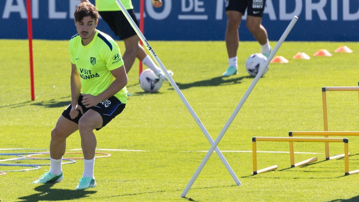 Álvarez regresa a los entrenamientos y confía en estar listo para el derbi madrileño