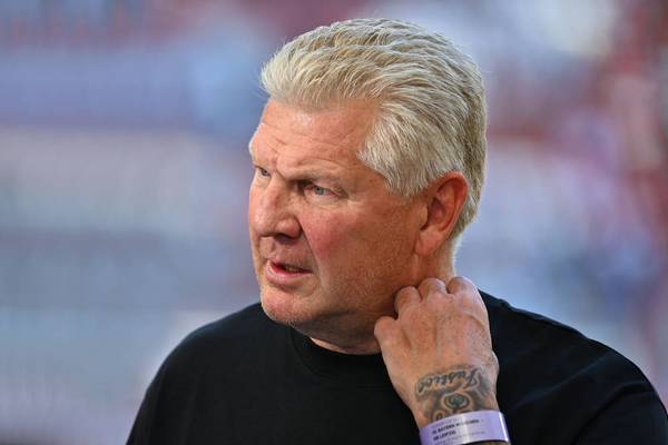 Effenberg: Klopp Mengambil Risiko dengan Dua Skuad, Keputusan Tidak Memanggil Sane dan Goretzka Tepat