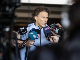 弗兰：苏亚雷斯目前更想专注俱乐部，未入选国家队是他的决定