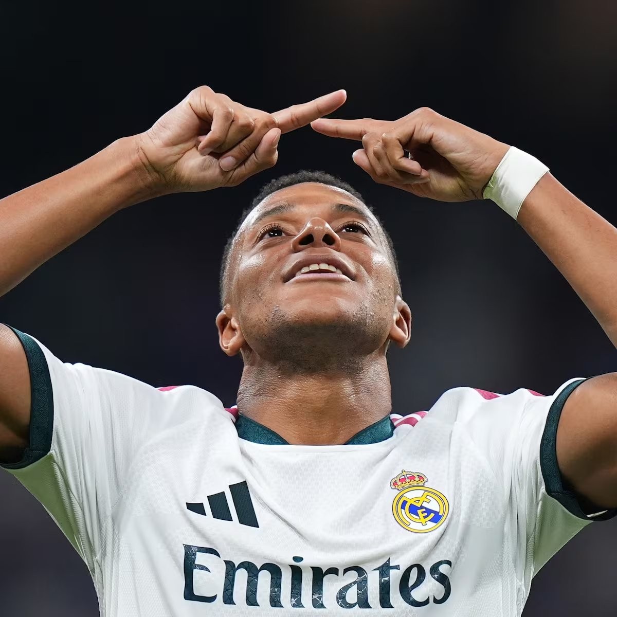 Mbappé no deja nada al azar