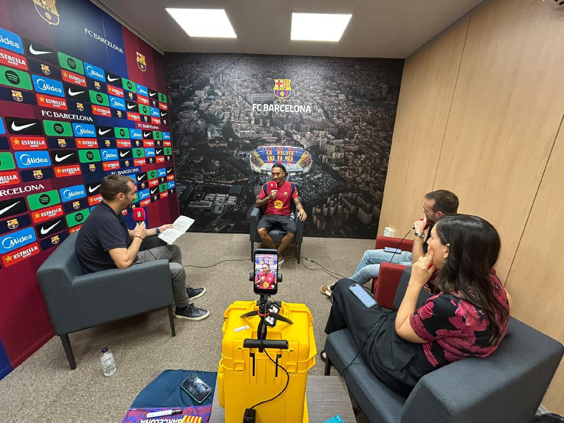 Raphinha: Pretendo renovar com o Barça, espero poder me aposentar aqui
