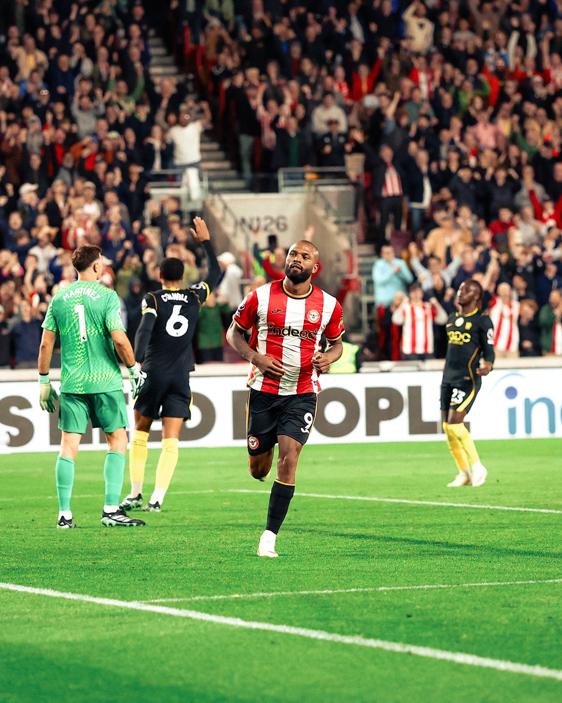 Tottenham et Chelsea, les plus gros dépensiers, s'inclinent 0-3 face à Brentford
