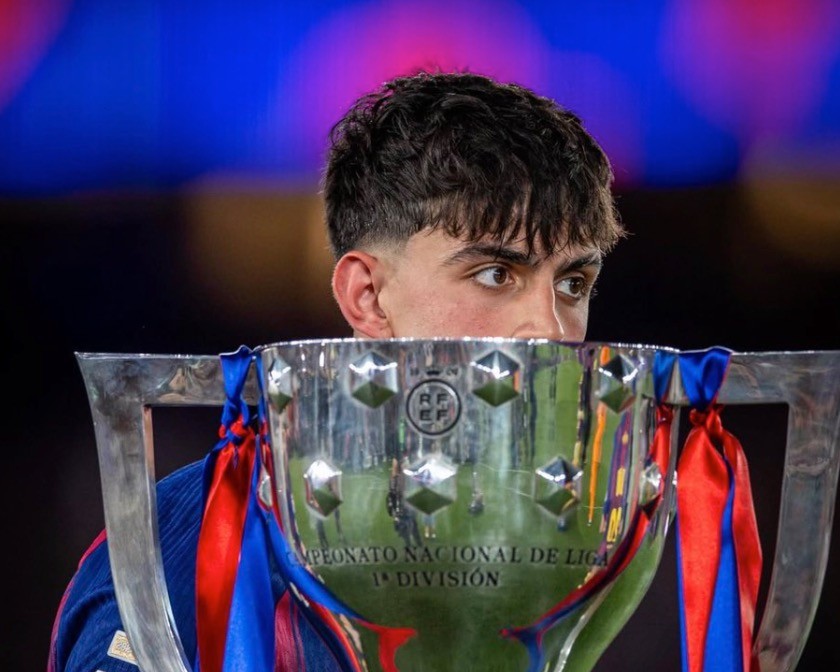Romano: Bernal concorda em renovar contrato com o Barcelona até 2031, assinatura nas próximas semanas