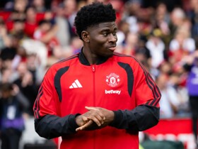 Baleba 'bouncing around the place' in wait of Man Utd debut