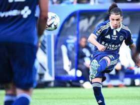 Ligue 1 : le Paris FC dompte Strasbourg et monte provisoirement à la 2e place