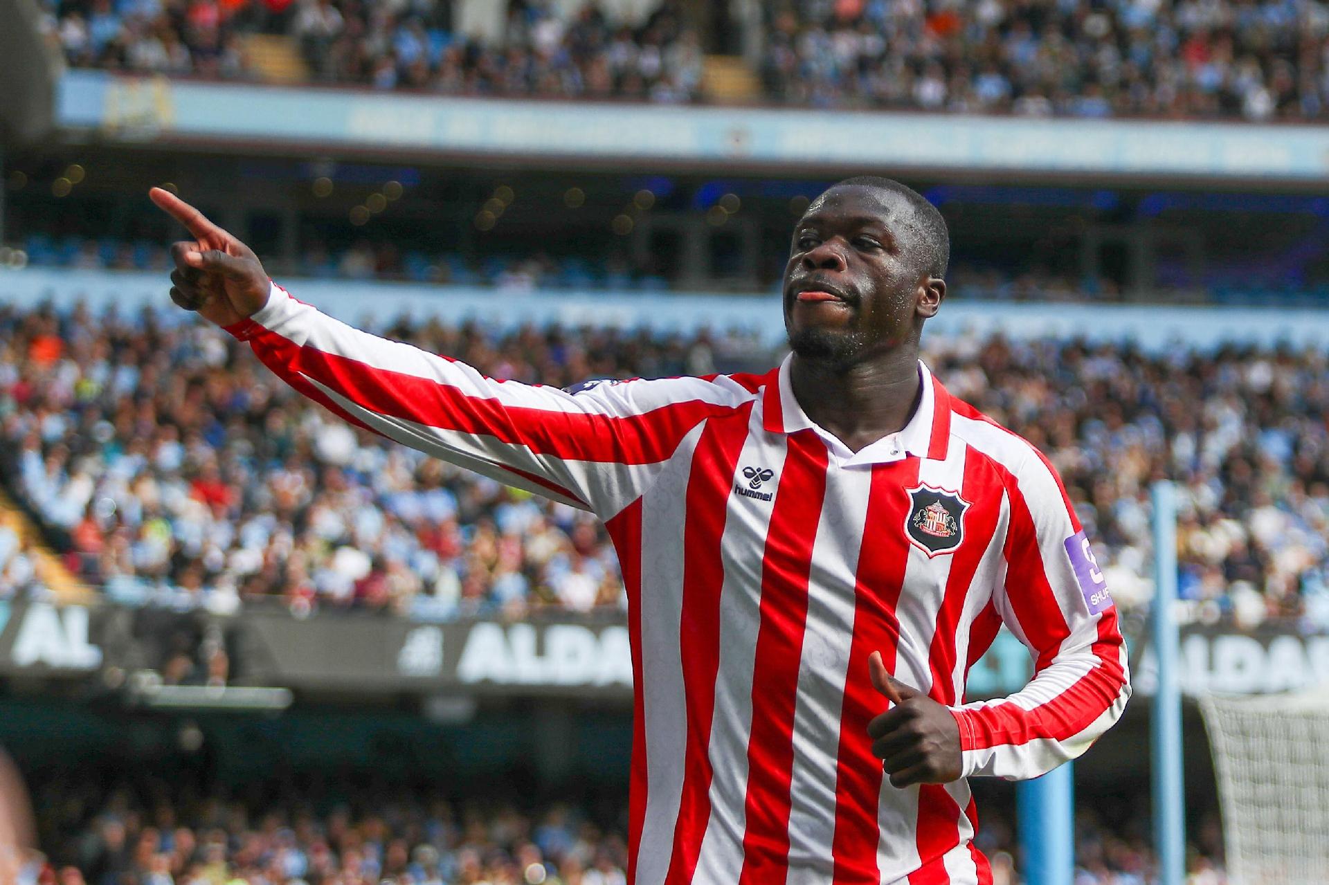 Brobbey realizza la tripletta che porta gli olandesi a 21 in Premier League, il record tra i giocatori stranieri