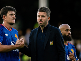 Carrick denies Man Utd were passive against Fulham as Neville makes 'mannequin' jibe