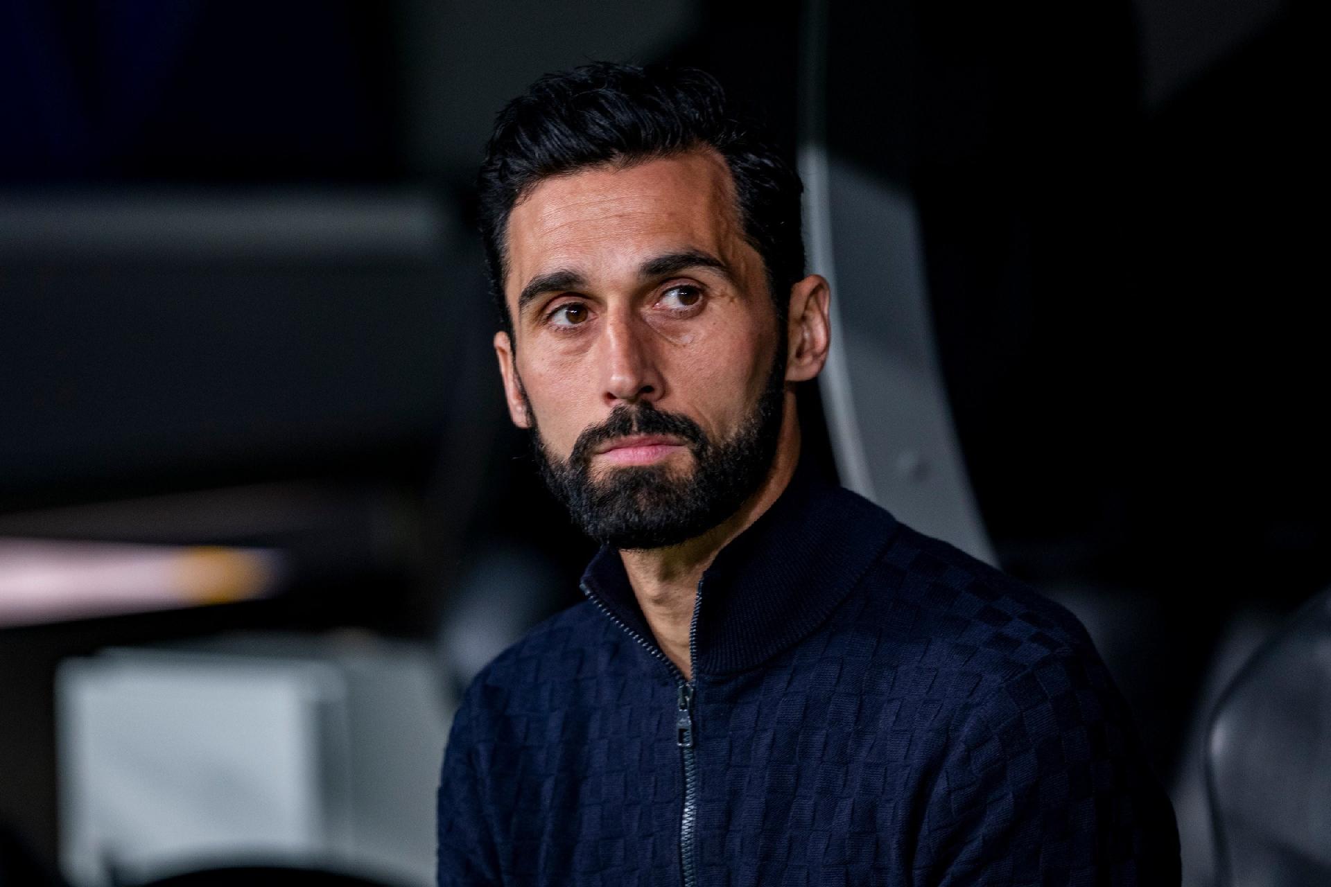 "Mein Englisch ist nicht sehr gut, das war missverständlich", sagt Arbeloa nach Schiedsrichterkritik zu Man Utd