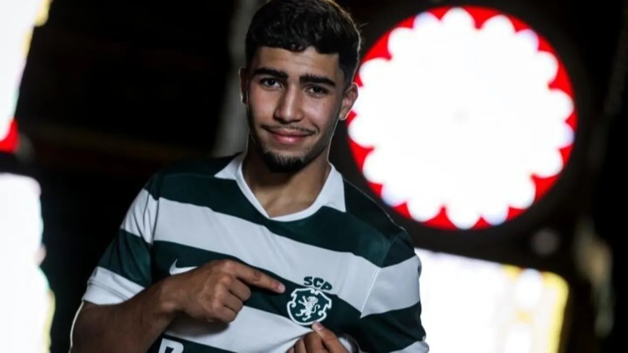 Record: Zeghrari prolonge automatiquement avec le Sporting CP jusqu'en 2031