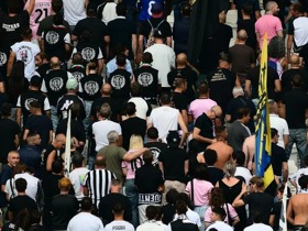 米体：尤文球迷为马佐拉默哀时背对球场，或遭看台处罚