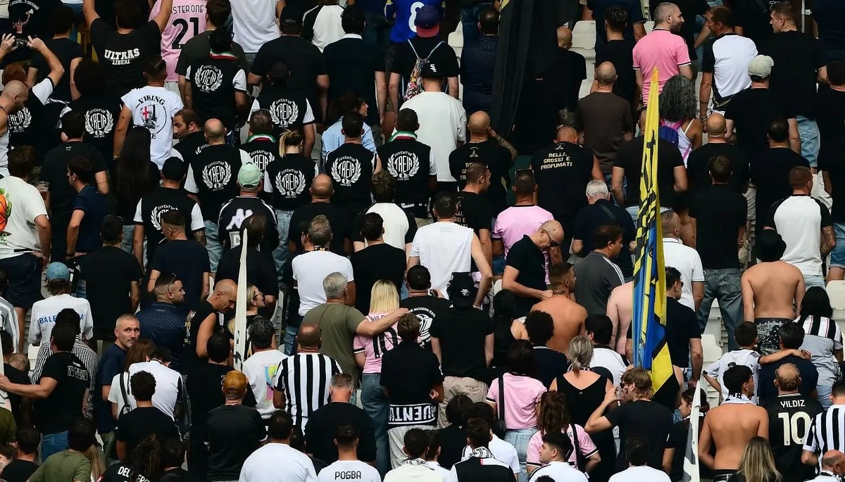 La Gazzetta dello Sport: Juventus fans turning their backs during Mazzola minute of silence face stadium ban threat