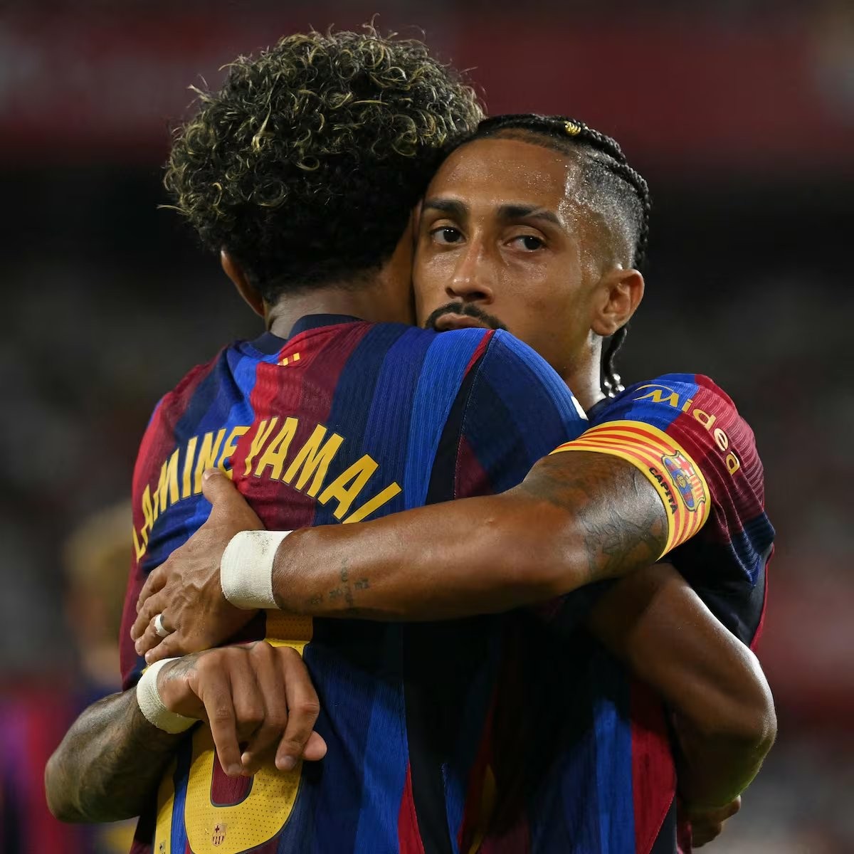 Raphinha resuelve su lío inédito con el Barcelona