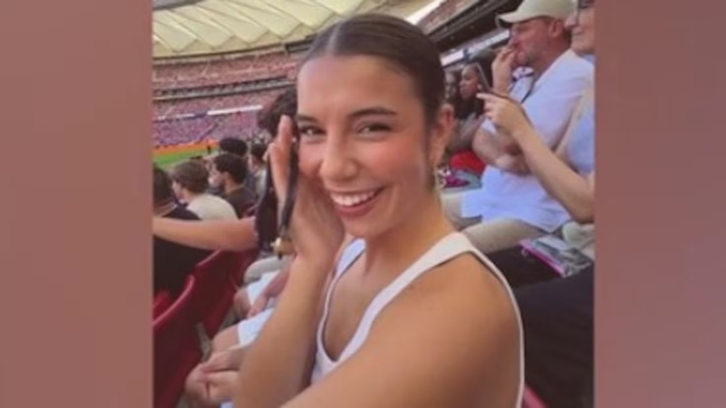 Una influencer causa indignación en redes por este vídeo publicado durante el partido del Real Madrid