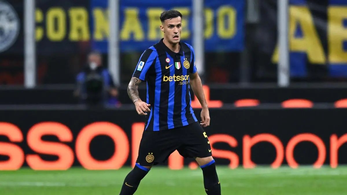 TuttoMercatoWeb: Inter rejeitou oferta de 40 milhões por Stanković, que jogou apenas 15 minutos