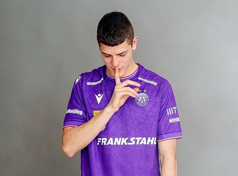 Mídia estrangeira: Como persegue o meia de 18 anos Marko Vukovic do Austria Viena
