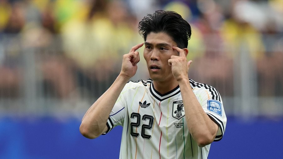 Resmi: Tomiyasu Cedera, Mundur dari Timnas Jepang Tanpa Pemain Pengganti