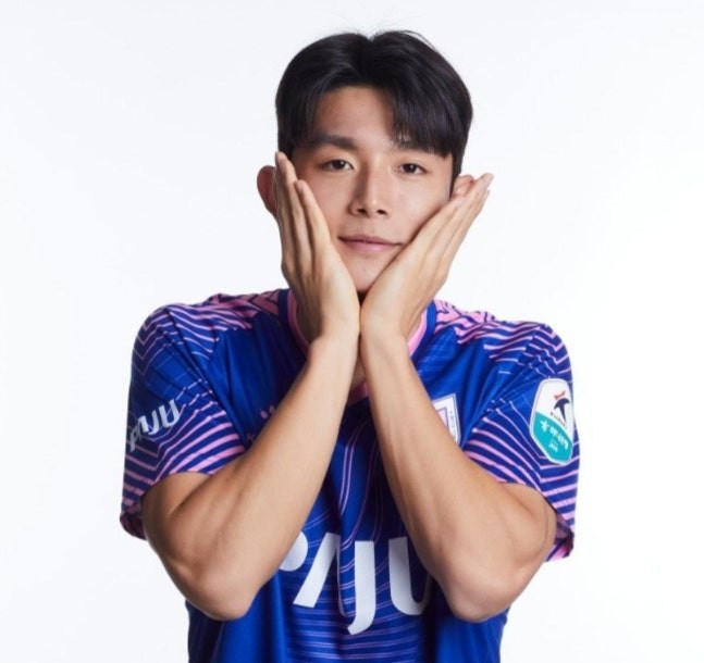 Chính thức: Tiền vệ 22 tuổi Lee Chan-ho của Hàn Quốc gia nhập Vizela tại Giải hạng 2 Bồ Đào Nha theo dạng cho mượn