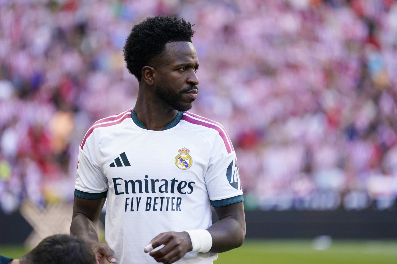 Nacho: Hy vọng những tiếng la ó dành cho Vinicius sẽ biến thành tiếng vỗ tay, cậu ấy đã cống hiến rất nhiều cho Real Madrid