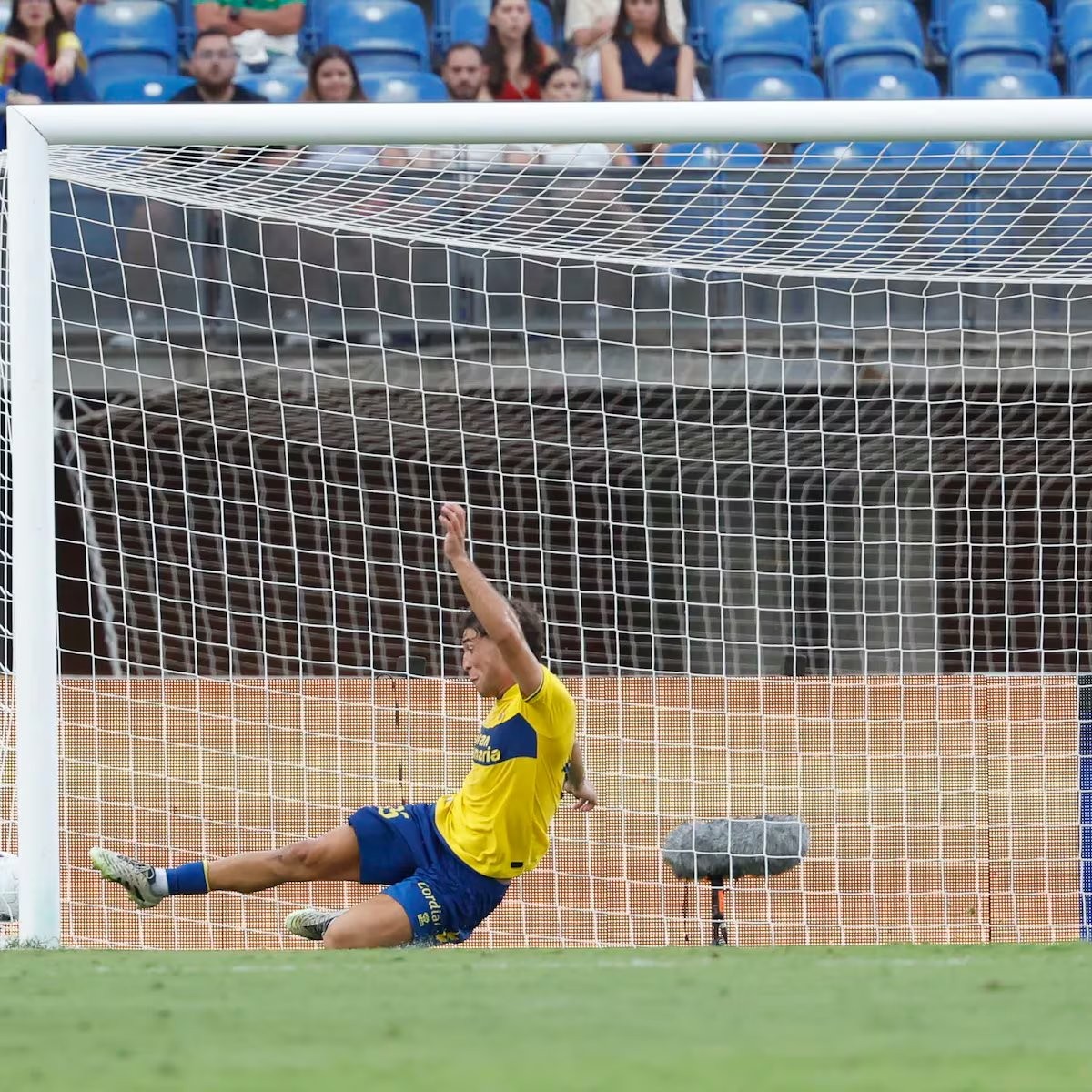 La defensa es un trompo