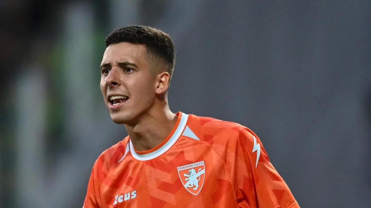 Di Marzio: Juventus sắp hoàn tất ký hợp đồng thủ môn dự bị thứ hai, Neto dẫn trước Rico