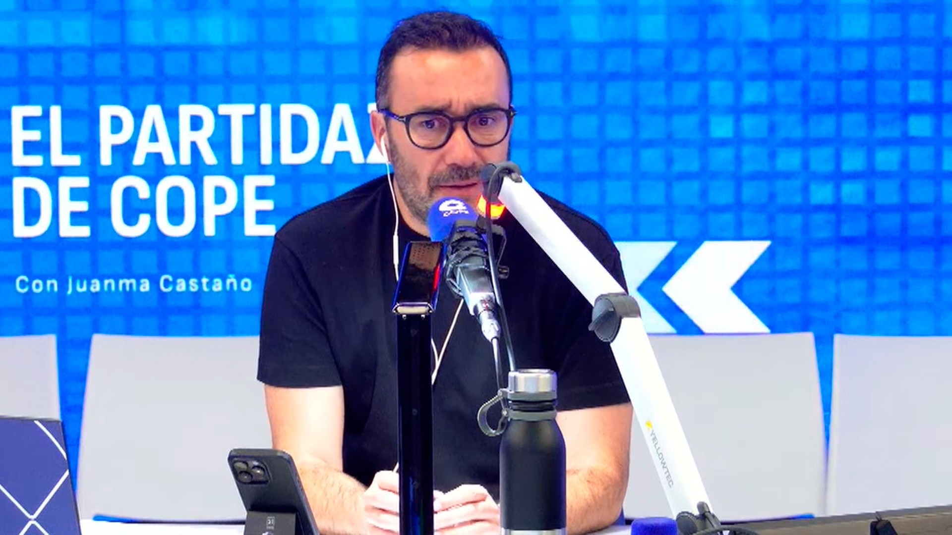 Un animateur de la COPE s'excuse publiquement après avoir comparé Real Madrid TV à Gara, l'organe de presse de l'ETA