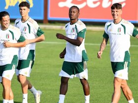 图片报：斯图加特无意在冬窗引进新晋意大利国脚佐马