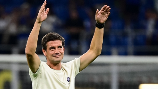 Gazzetta: Chivu cho Inter Milan nghỉ 7 ngày, hủy buổi tập trước trận đấu