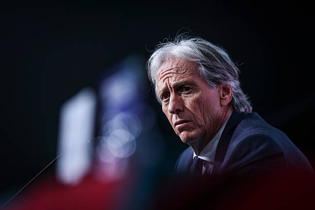 Jorge Jesus: Estoy acostumbrado a la presión; algunos jugadores pueden jugar en posiciones diferentes a las de su club