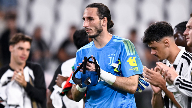 Juventus goalkeeper Grabara undergoes successful ACL surgery