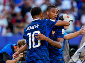 Mbappe: 'Disrespectful' to advise Olise to join Real Madrid this summer