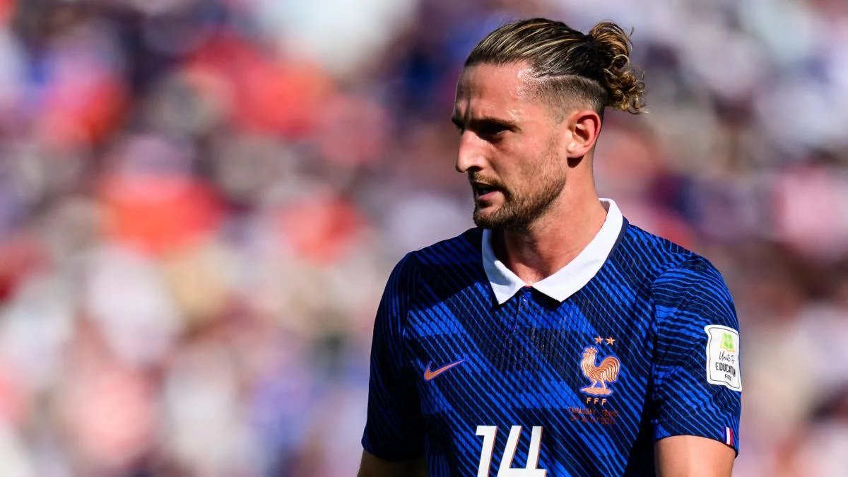 Foot Mercato : Rabiot, 31 ans, proche de prolonger son contrat avec l'AC Milan jusqu'en 2031