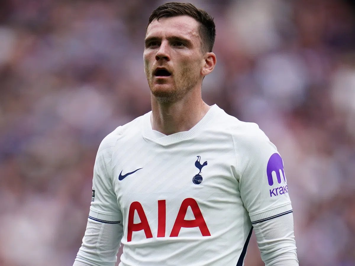 Robertson: Klopp blieb sich treu, Slot passt Spielweise an Gegner an