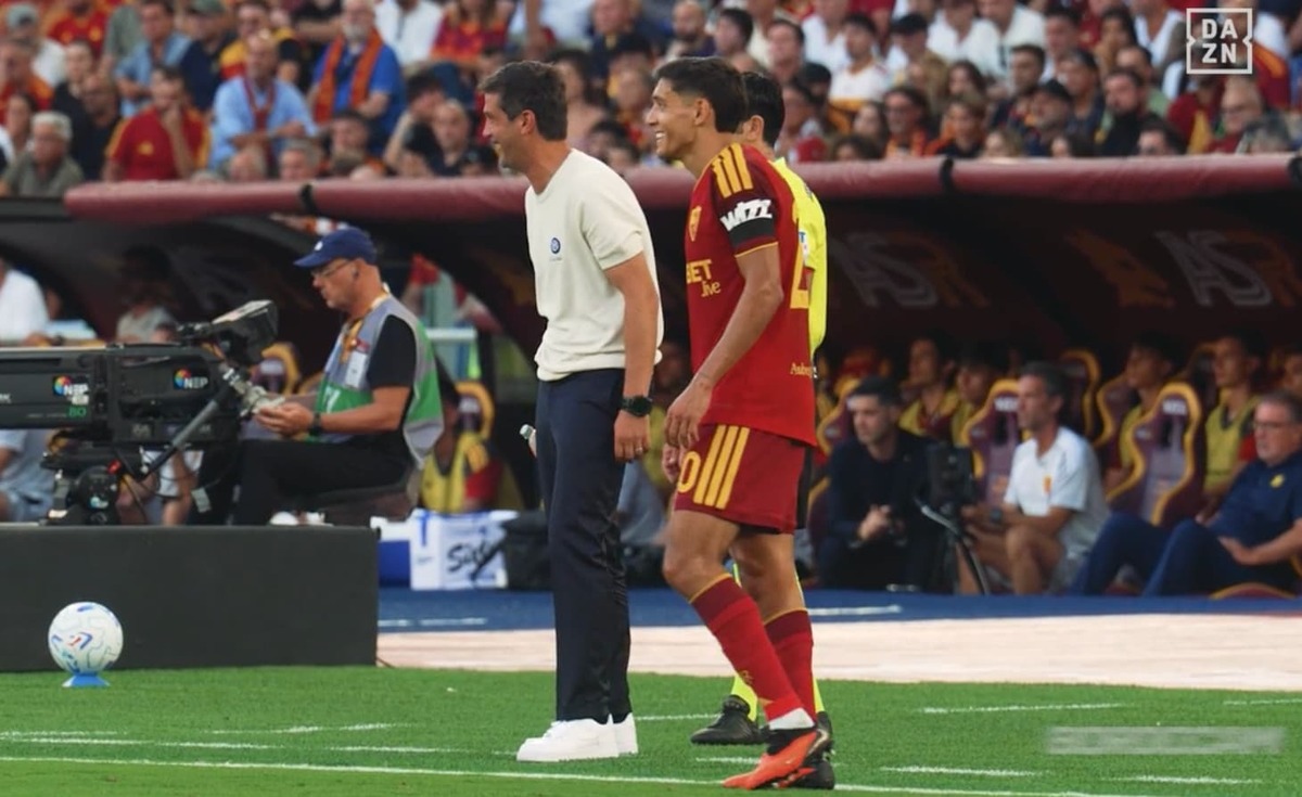 Mantan Eksekutif Cagliari: Roma Mampu Bersaing dengan Inter Milan Meski Inter adalah Tim Terkuat