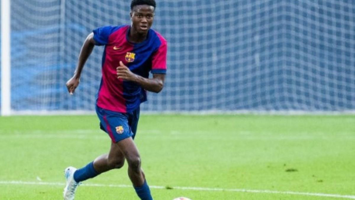 Sport: Barcelona ingin perpanjang kontrak Baba Kourouma, bek tengah dari akademi mereka