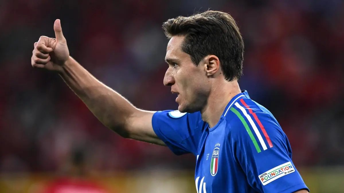 Romano: Inter hätte Chiesa bei Enriques Wechsel zur Roma verpflichtet