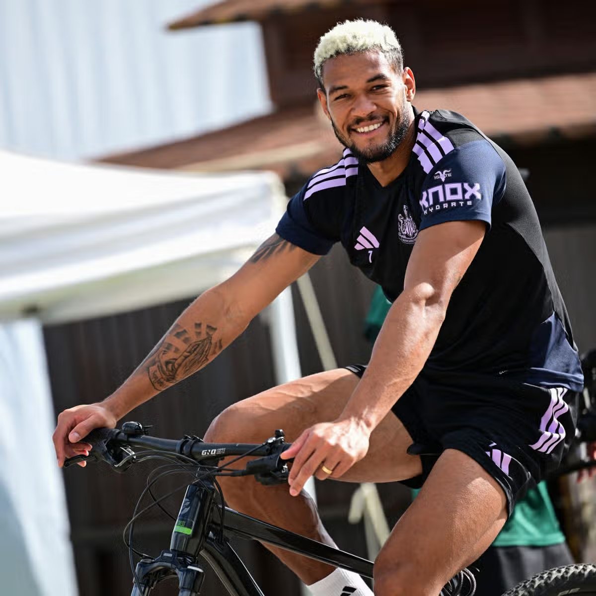 Joelinton: Dự kiến trở lại sau kỳ nghỉ thi đấu quốc tế, chấn thương kéo dài khiến tôi rất khổ sở