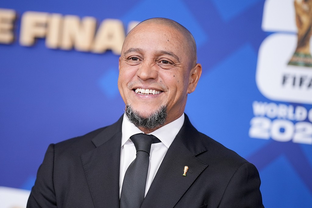 Roberto Carlos: Tôi đã mắc sai lầm, mất 99% thu nhập từ sự nghiệp bóng đá