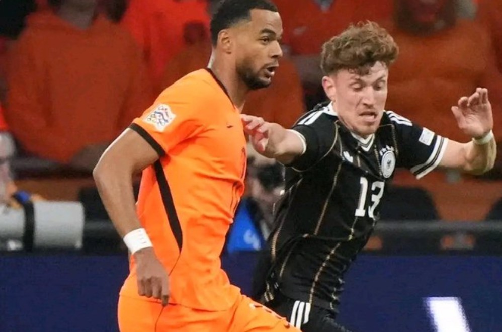 Treu: Atacantes holandeses se entendem bem, mas às vezes jogamos passivamente no final do jogo