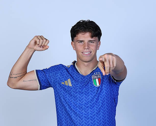 Romano titulaire face à la Belgique pour ses débuts avec l'Italie