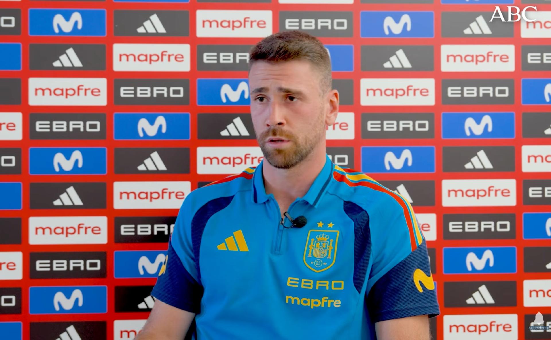 Unai Simón: No quiero que la gente me relacione solo con el fútbol ni recibir un trato especial por mi fama