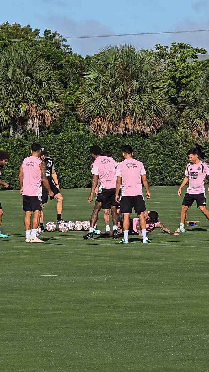 Periodista: Messi, Suárez y Casemiro entrenan con normalidad y estarán disponibles para el domingo