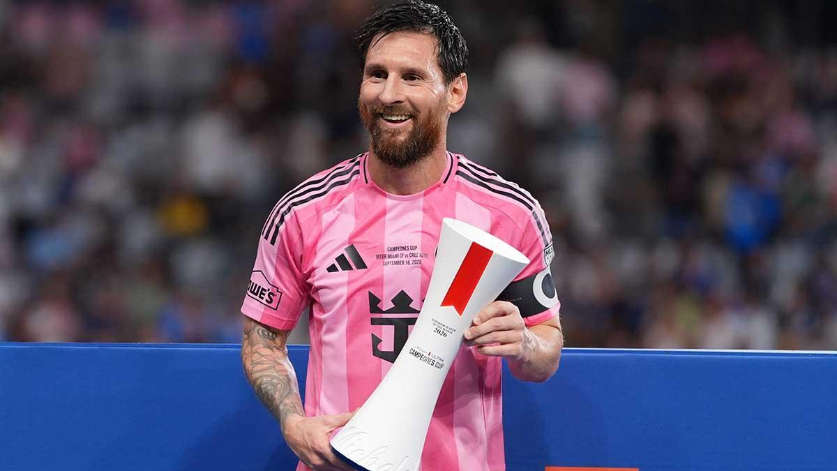 Figo scherza: "Date il Pallone d'Oro a Yamal, Messi ne ha vinti abbastanza"