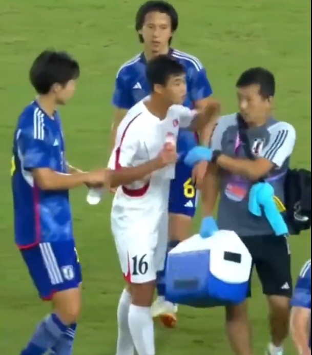 Nordkoreanischer U23-Spieler Kim Yu-song nach Kontroverse bei Asienspielen verwarnt – Wasser-Vorfall mit japanischem Mannschaftsarzt