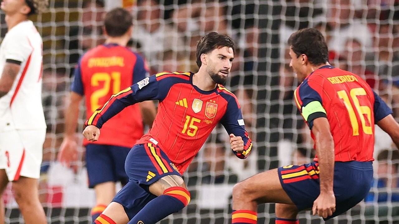 England 2-3 Spain: World Champions deny comeback in Wembley thriller as Kane misses pen